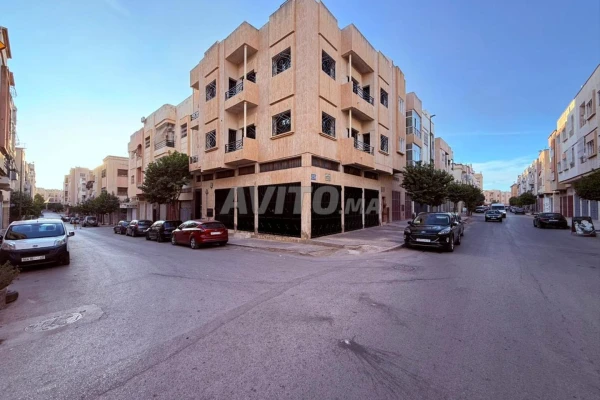 Immeuble R2 à vendre 122 m² à Narjis Fès