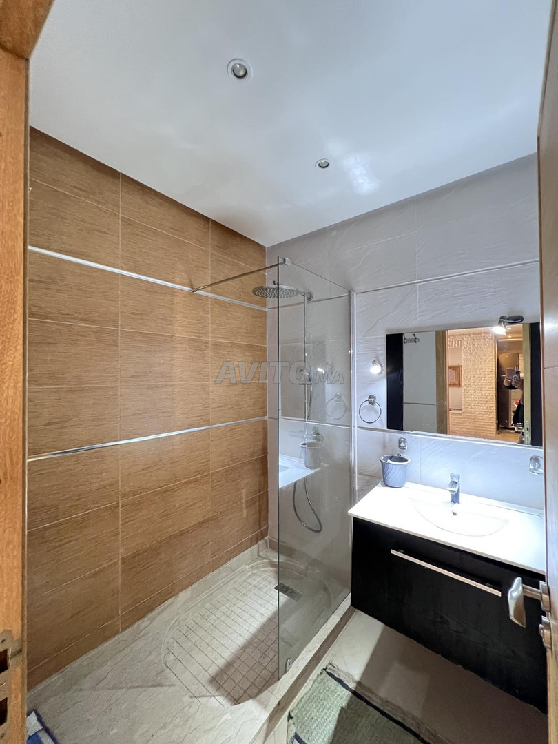 Appartement 2 chambres à vendre sur hay mohamadi