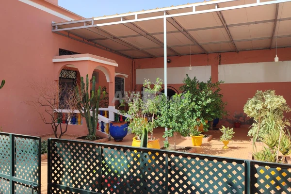 Terrain et villa 1419m2 en Vente à Sidi Bennour