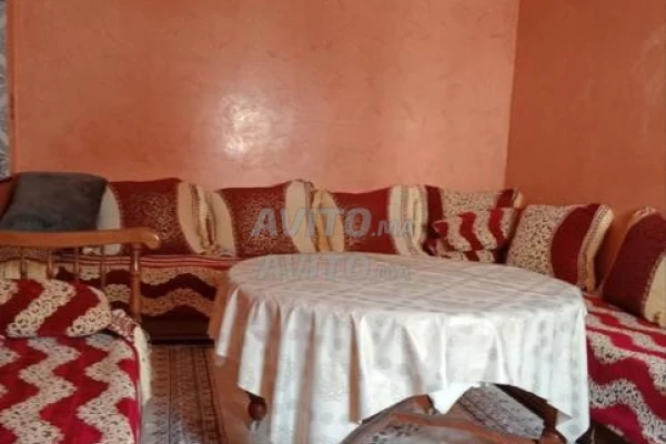 bon état tres bon appartement a temara chiga