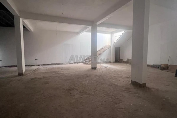 Showroom à vendre, Hay Al Houda, Agadir 
