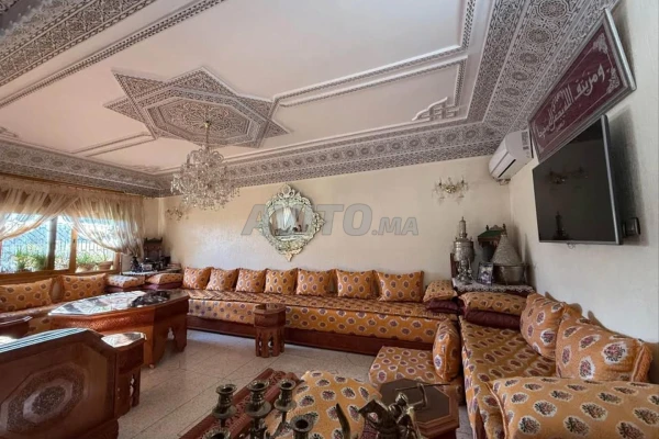  شقة للبيع بمساحة 121 متر مربع بحي واد فاس.